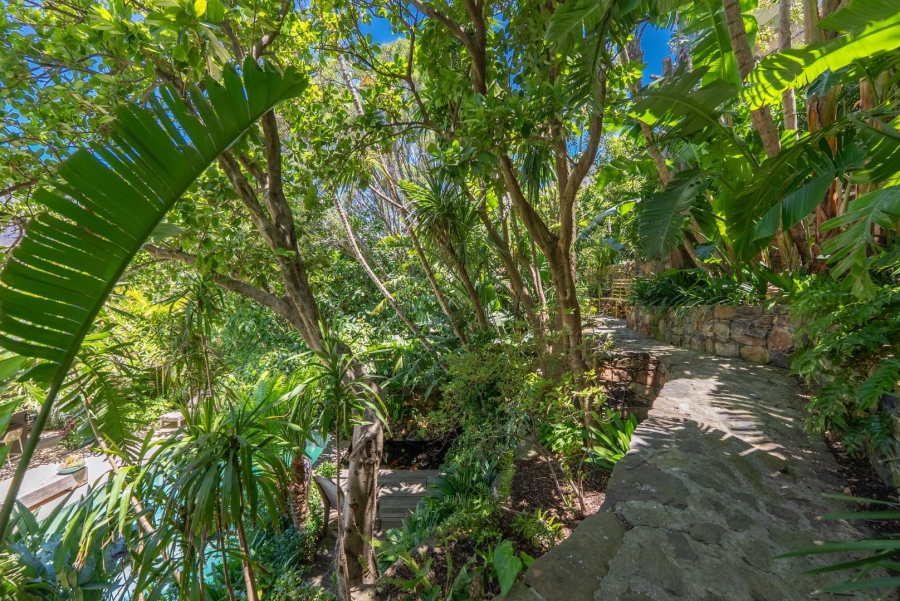 2 Bedroom Property for Sale in Tamboerskloof Western Cape